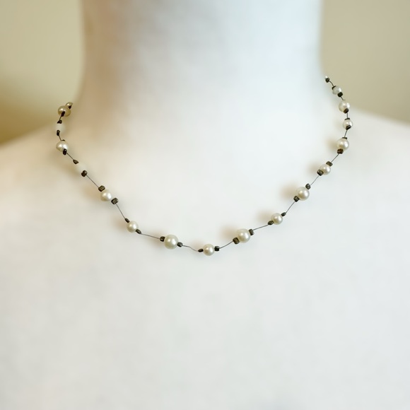 Carolee Jewelry - Carolee Faux Pearl Blue And Off-White Wire Necklace Vintage
